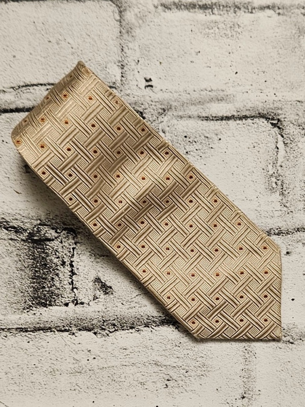 Limited Edition Silk Tie Cream Gold Geometric Basket Weave Pattern